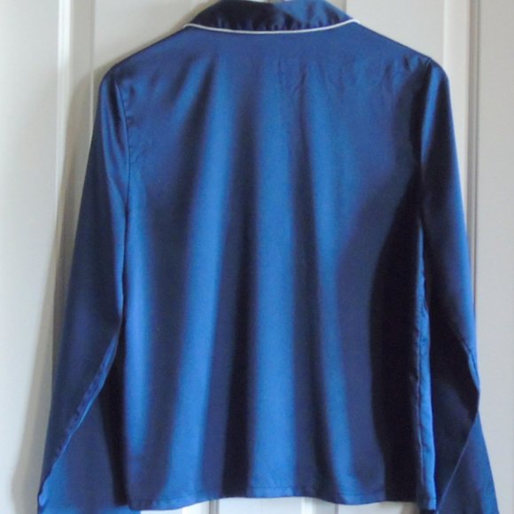 Victoria Secret sleep shirt size S Unworn - Picture 3 of 5